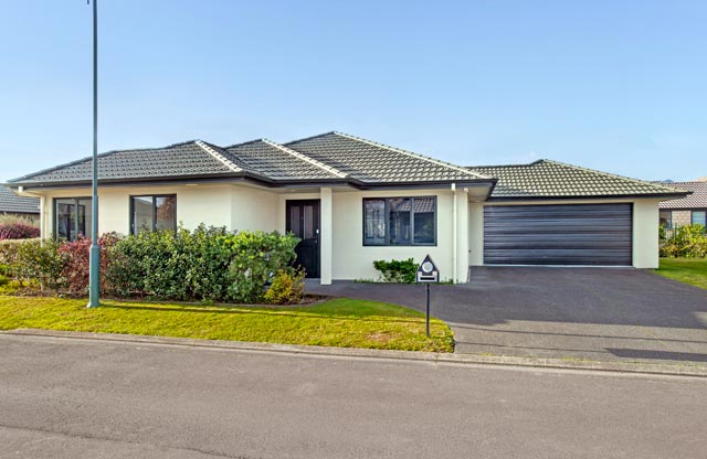 16 Susan Place 